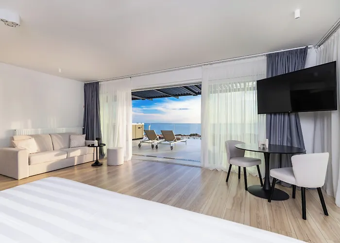 Hotel In Excelsis